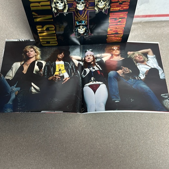 Guns N Roses Appetite for Destruction 2 cd’s in Excellent like new condition - Picture 12 of 12